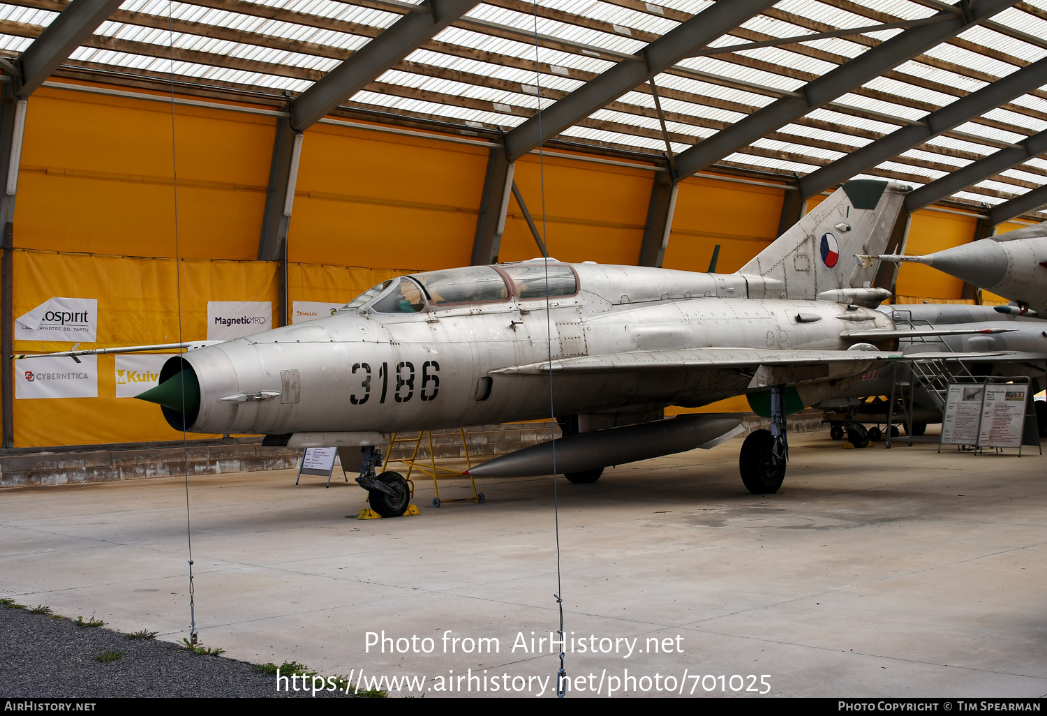 Aircraft Photo of 3186 | Mikoyan-Gurevich MiG-21UM | Czechia - Air Force | AirHistory.net #701025