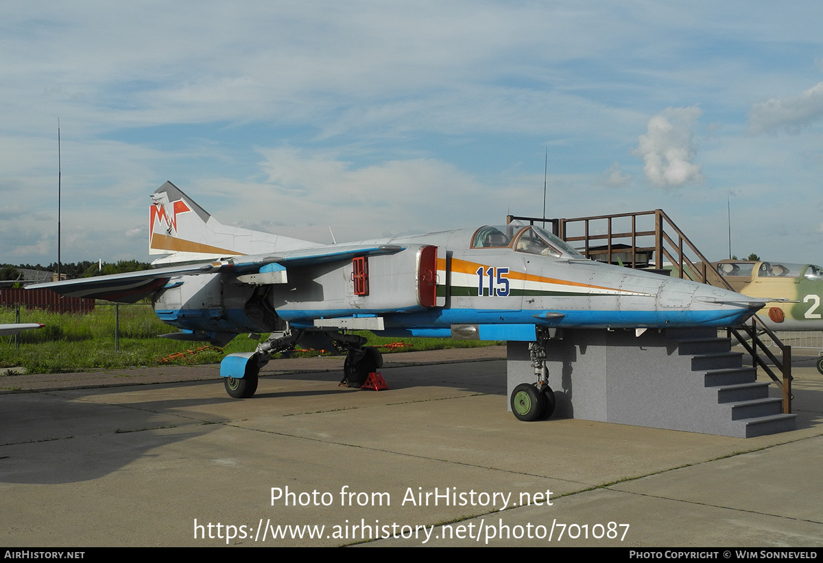 Aircraft Photo of 115 blue | Mikoyan-Gurevich MiG-27M | AirHistory.net #701087