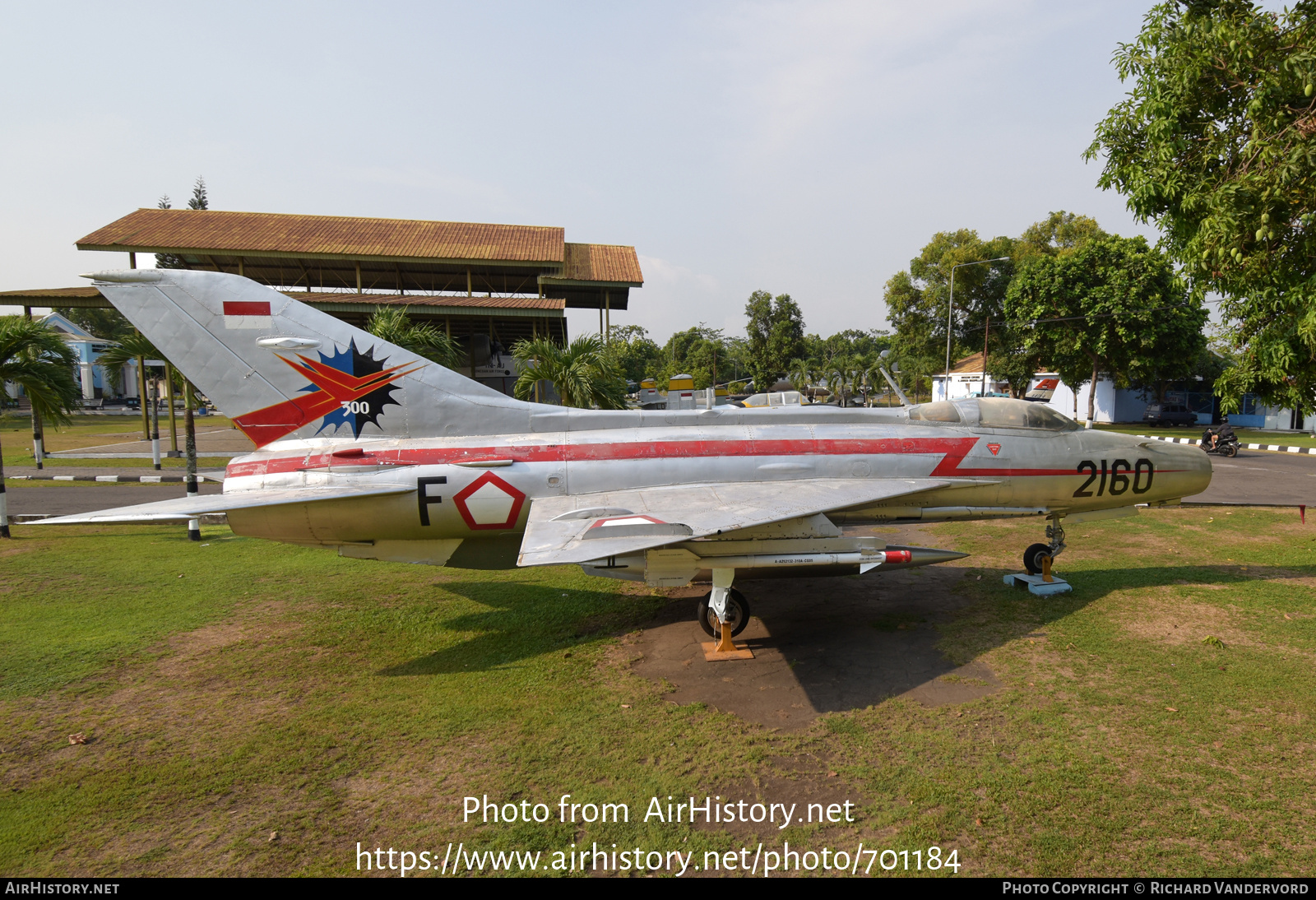 Aircraft Photo of F-2160 | Mikoyan-Gurevich MiG-21F-13 | Indonesia - Air Force | AirHistory.net #701184