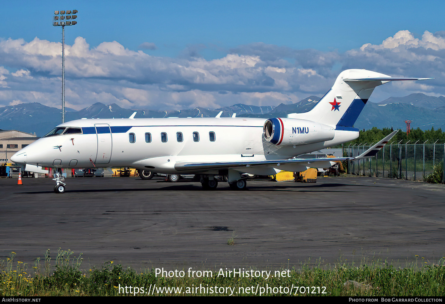 Aircraft Photo of N1MU | Bombardier Challenger 350 (BD-100-1A10) | AirHistory.net #701212