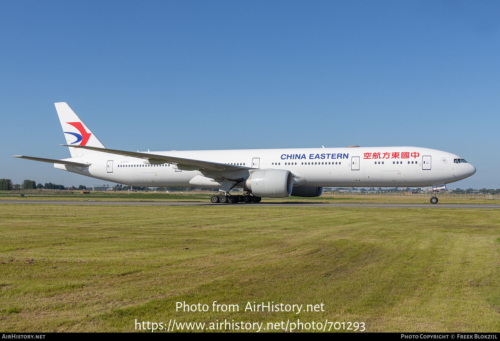 Aircraft Photo of B-7365 | Boeing 777-39P/ER | China Eastern Airlines | AirHistory.net #701293