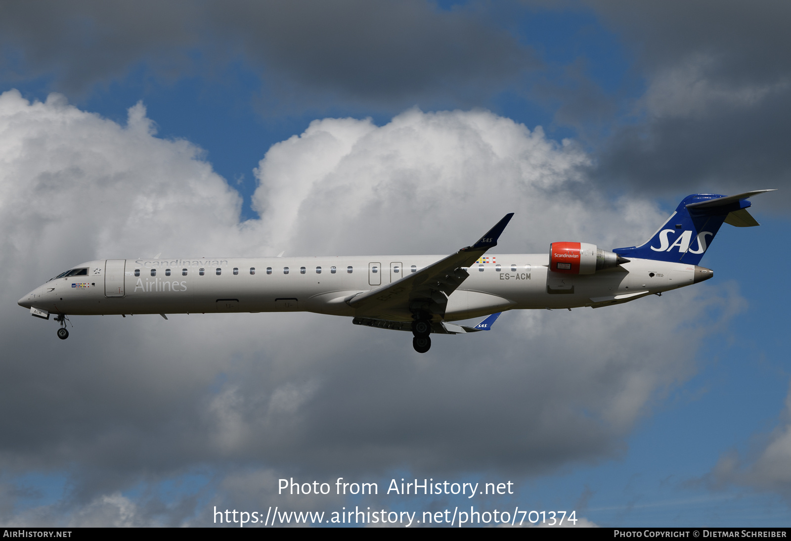 Aircraft Photo of ES-ACM | Bombardier CRJ-900LR (CL-600-2D24) | Scandinavian Airlines - SAS | AirHistory.net #701374