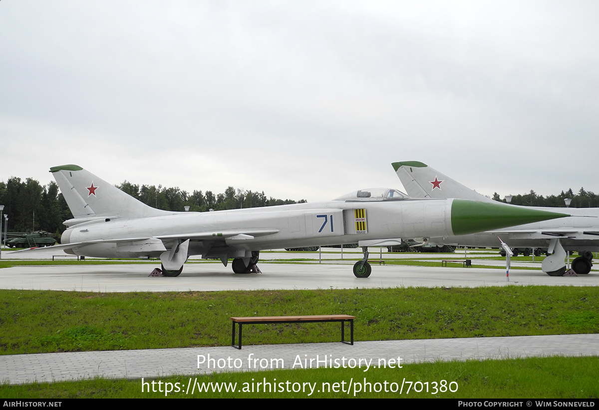 Aircraft Photo of 71 blue | Sukhoi Su-15 | Soviet Union - Air Force | AirHistory.net #701380