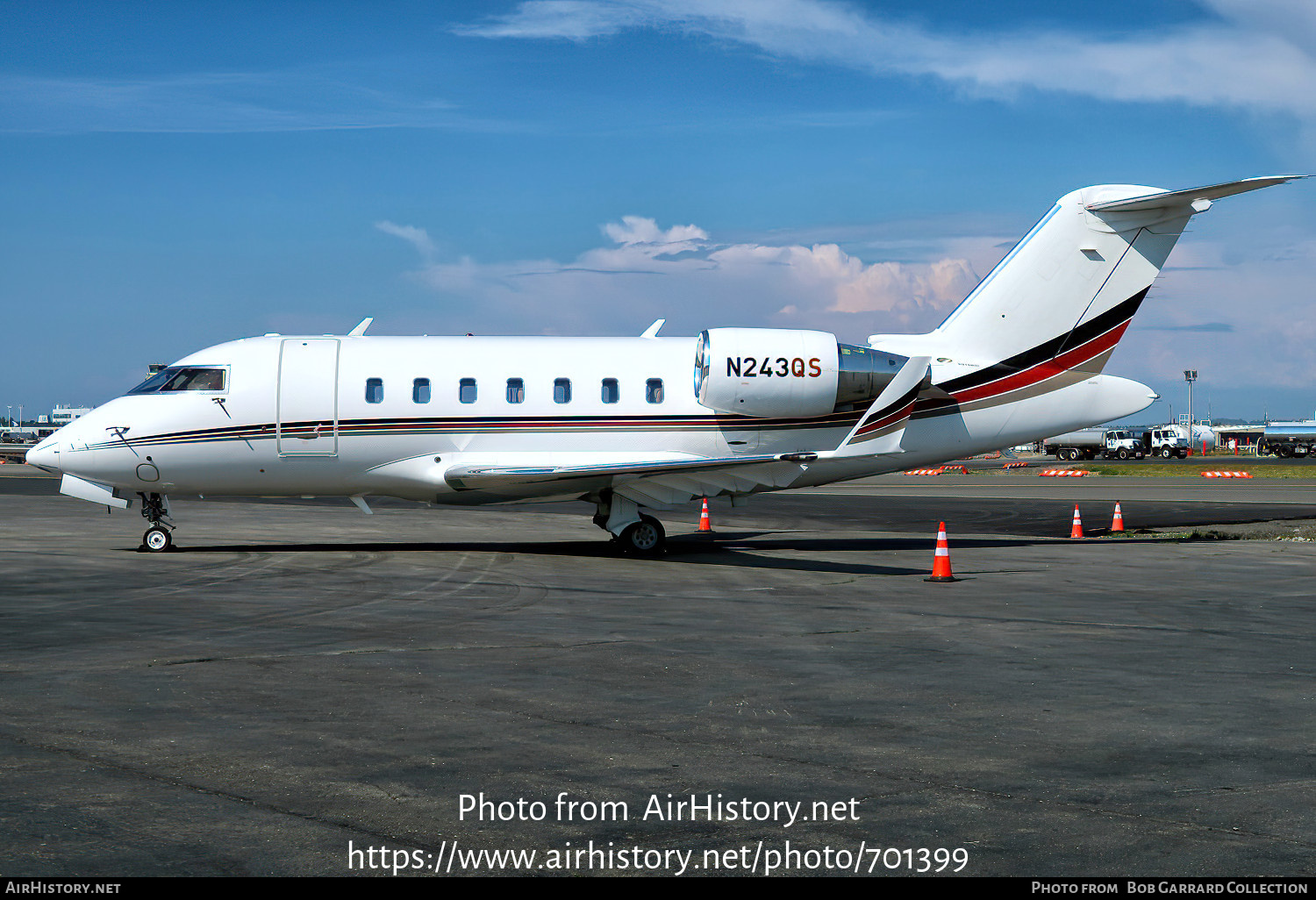 Aircraft Photo of N243QS | Bombardier Challenger 650 (CL-600-2B16) | AirHistory.net #701399