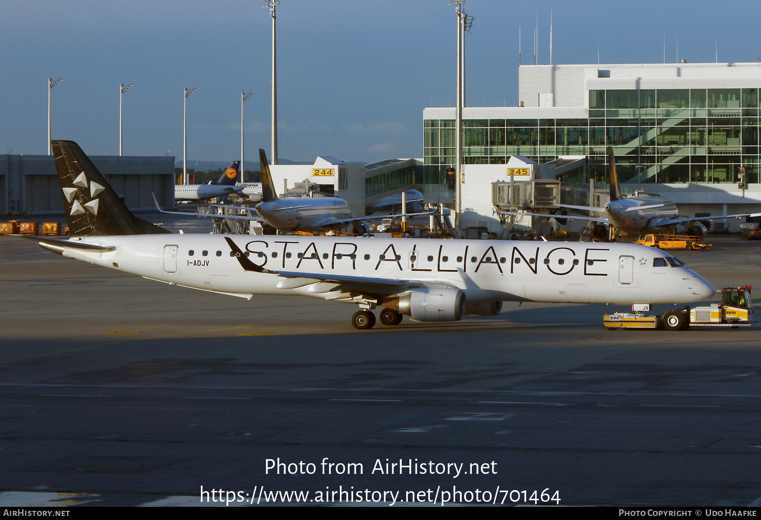 Aircraft Photo of I-ADJV | Embraer 195LR (ERJ-190-200LR) | Air Dolomiti | AirHistory.net #701464