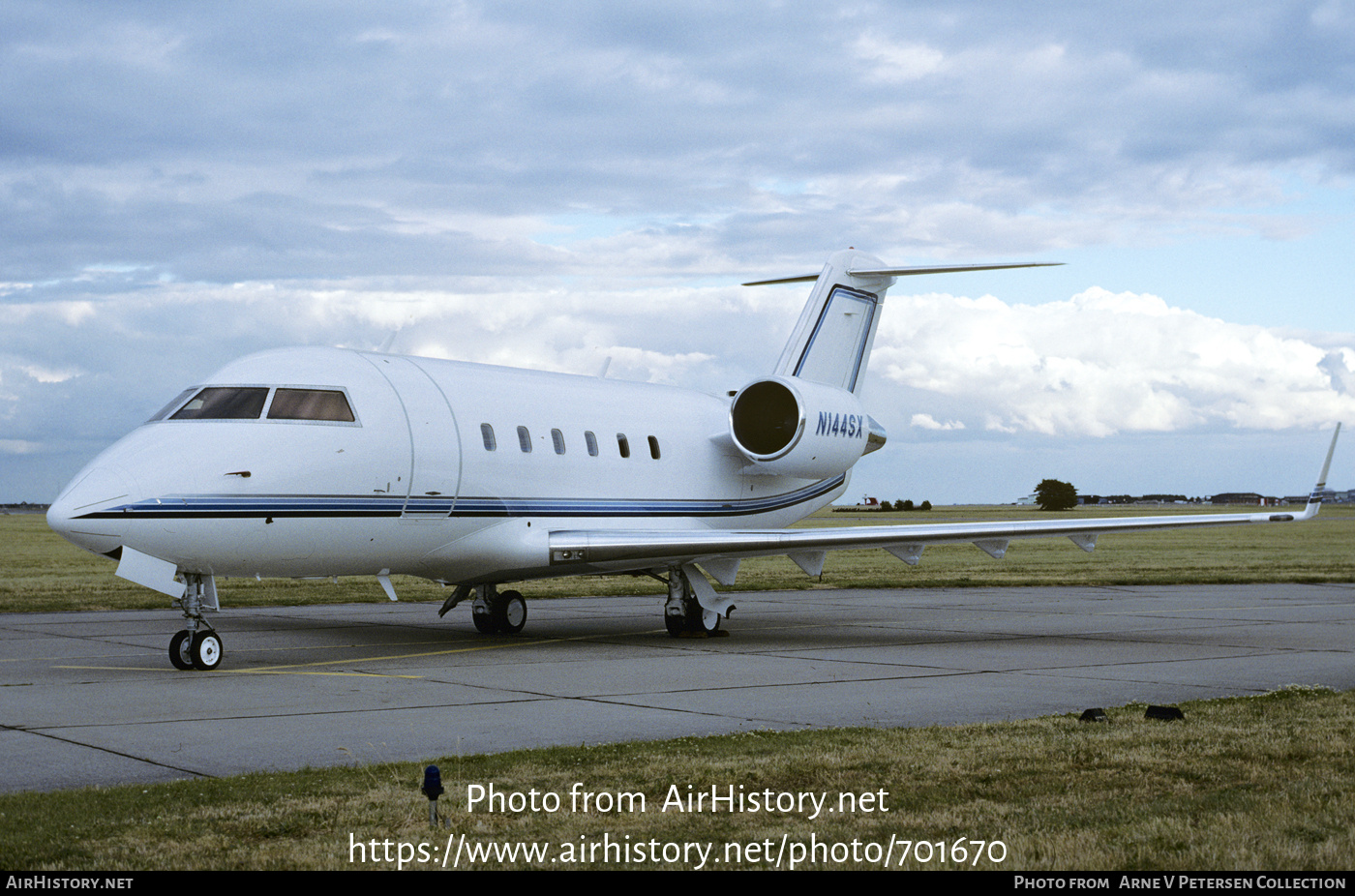 Aircraft Photo of N144SX | Canadair Challenger 601 (CL-600-2A12) | AirHistory.net #701670