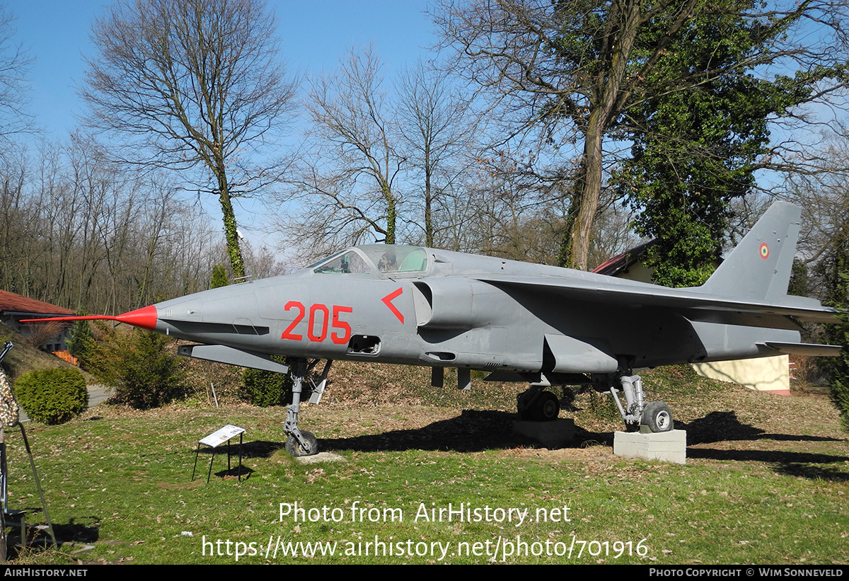 Aircraft Photo of 205 | Craiova IAR-93MB Vultur | Romania - Air Force | AirHistory.net #701916