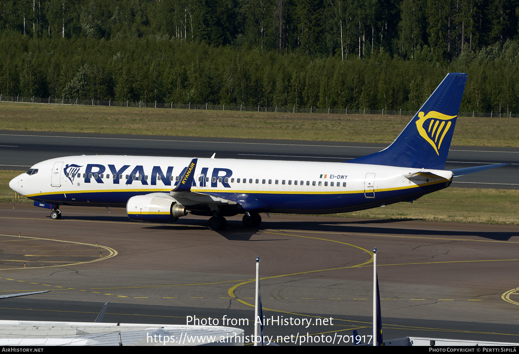 Aircraft Photo of EI-DWY | Boeing 737-8AS | Ryanair | AirHistory.net #701917