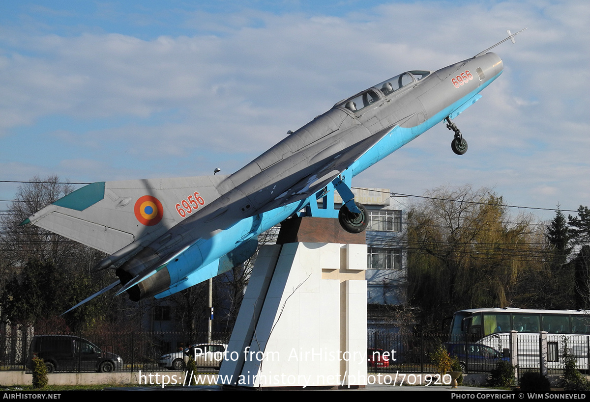 Aircraft Photo of 6956 | Mikoyan-Gurevich MiG-21UM | Romania - Air Force | AirHistory.net #701920