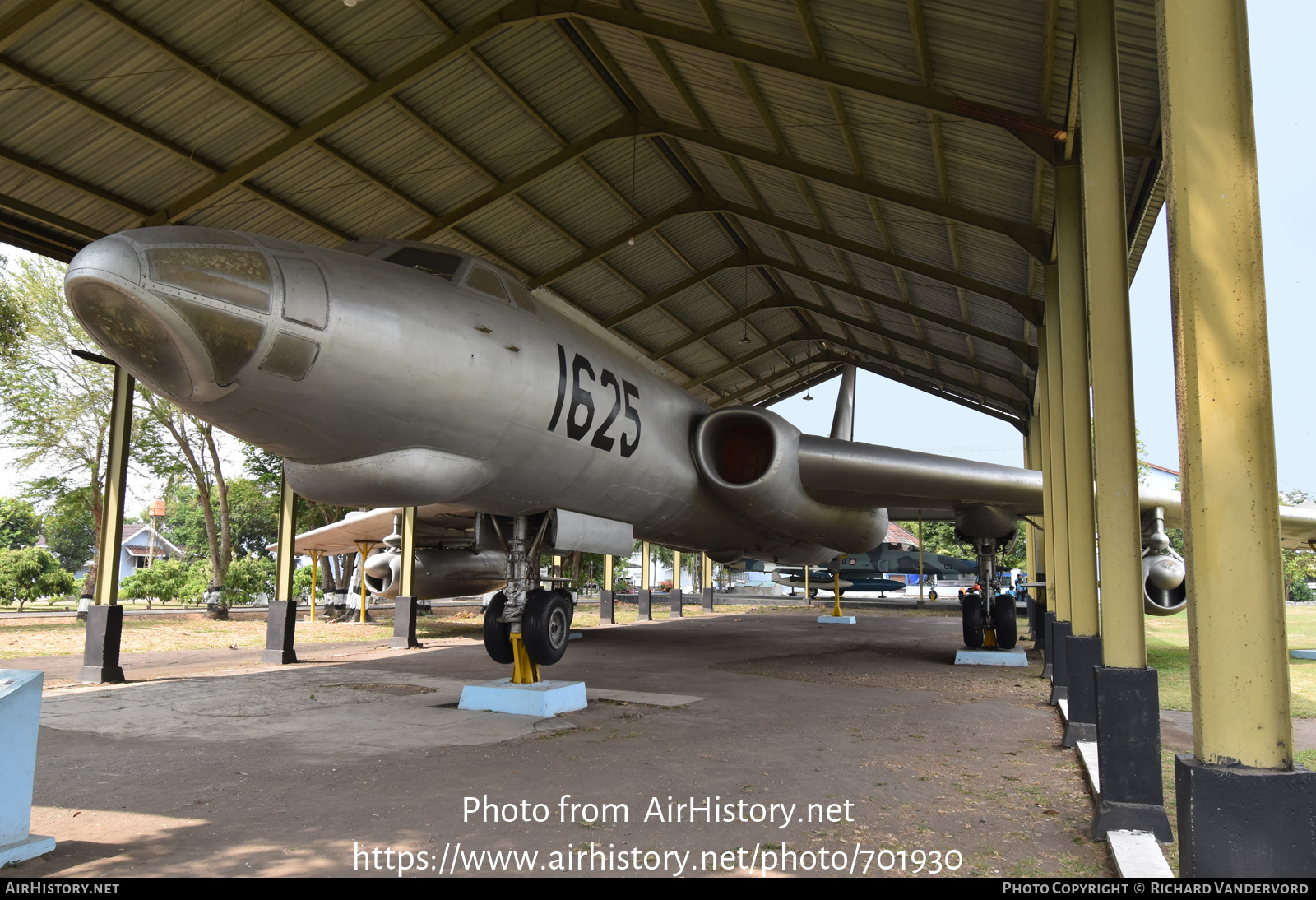 Aircraft Photo of M-1625 / 1625 | Tupolev Tu-16KS-1B | Indonesia - Air Force | AirHistory.net #701930