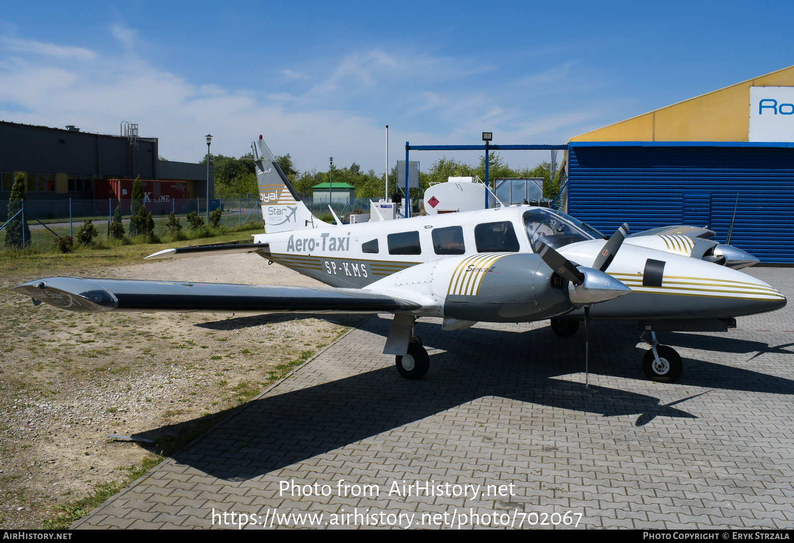 Aircraft Photo of SP-KMS | Piper PA-34-200T Seneca II | Royal-Star Aero | AirHistory.net #702067