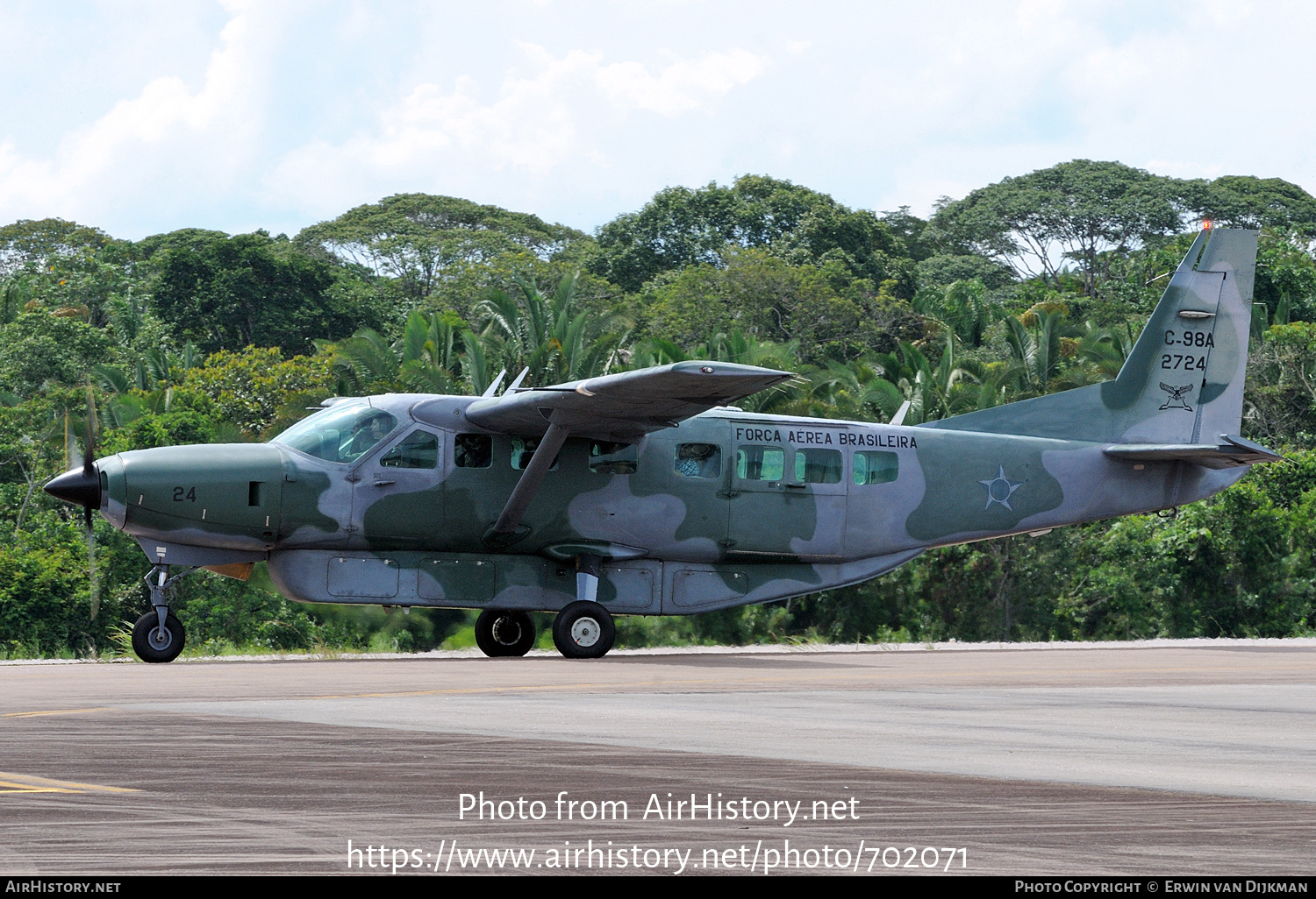 Aircraft Photo of 2724 | Cessna C-98A Grand Caravan (208B) | Brazil - Air Force | AirHistory.net #702071