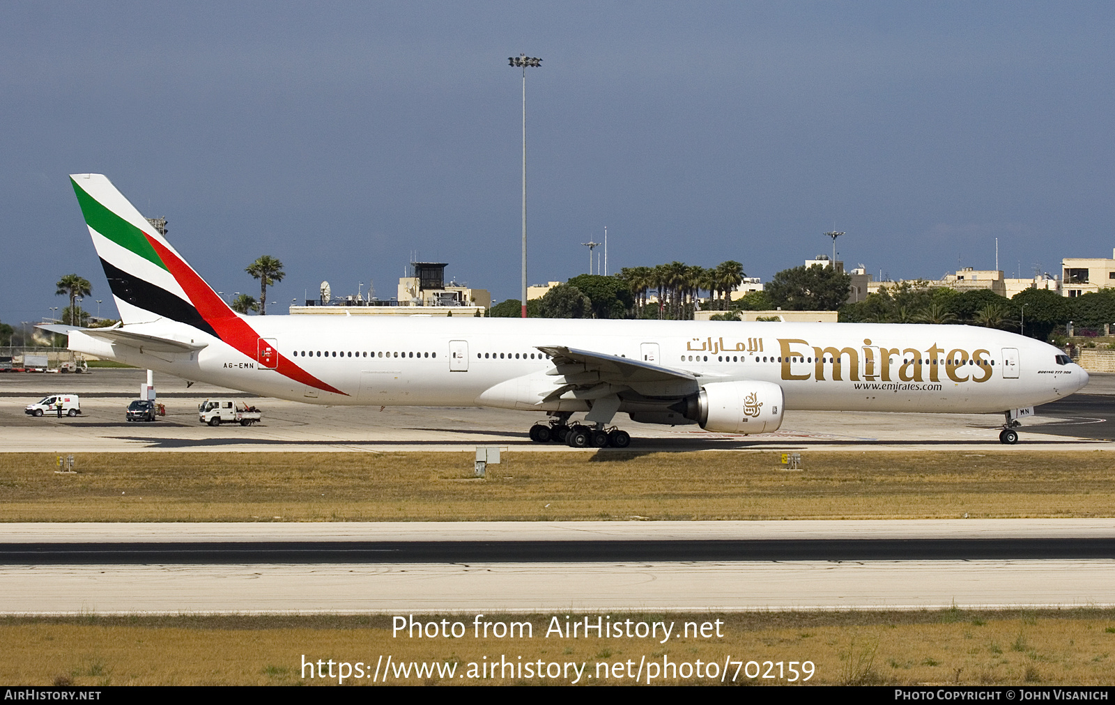 Aircraft Photo of A6-EMN | Boeing 777-31H | Emirates | AirHistory.net #702159