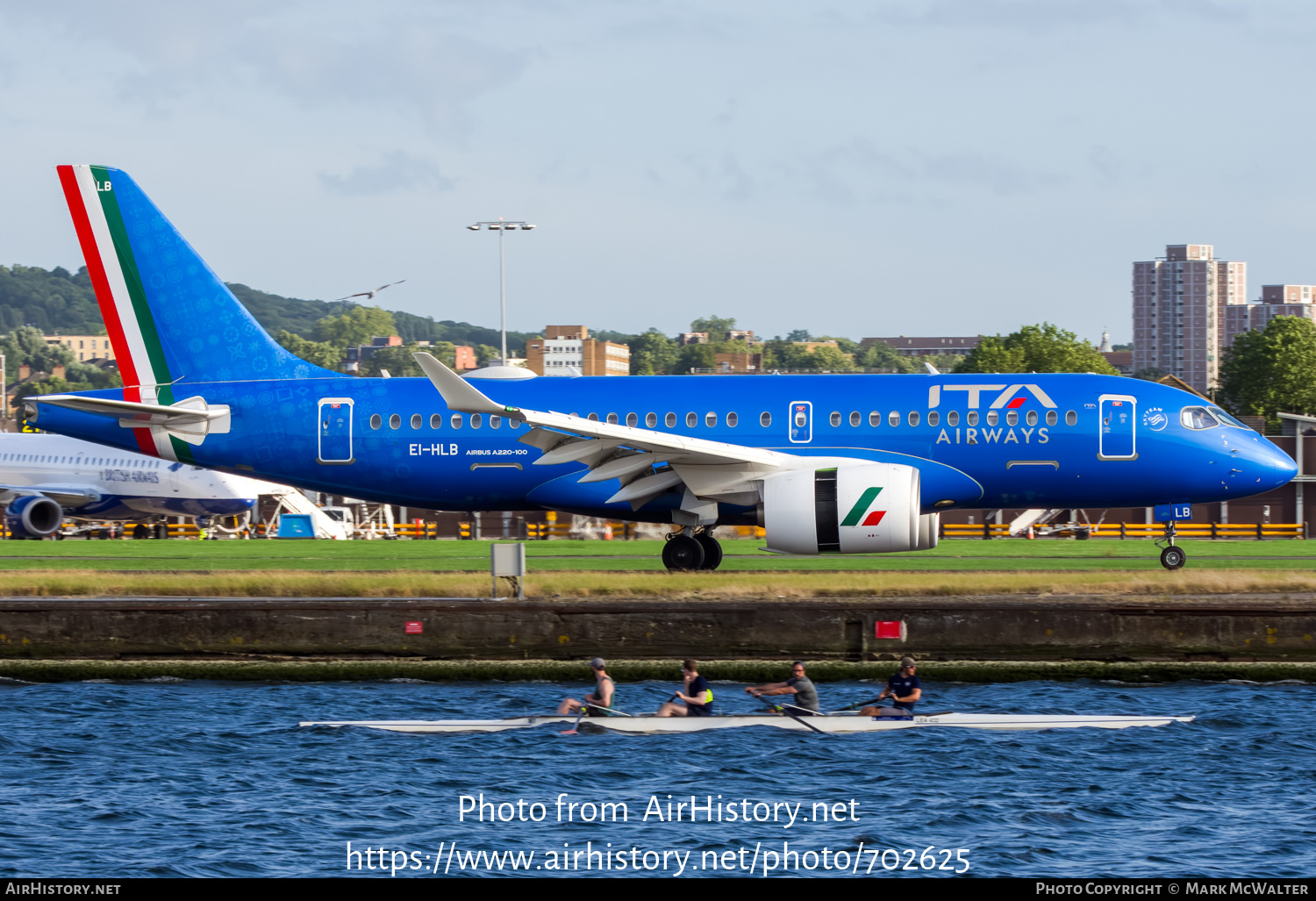 Aircraft Photo of EI-HLB | Airbus A220-100 (BD-500-1A10) | ITA Airways | AirHistory.net #702625