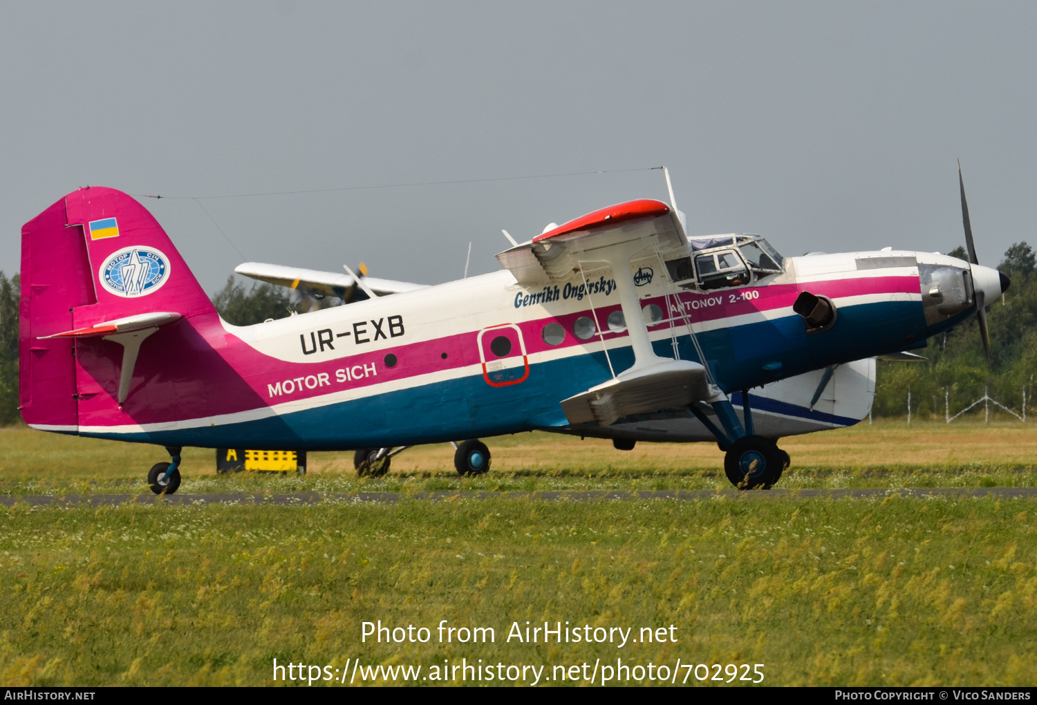 Aircraft Photo of UR-EXB | Antonov An-2-100 | Motor Sich | AirHistory.net #702925