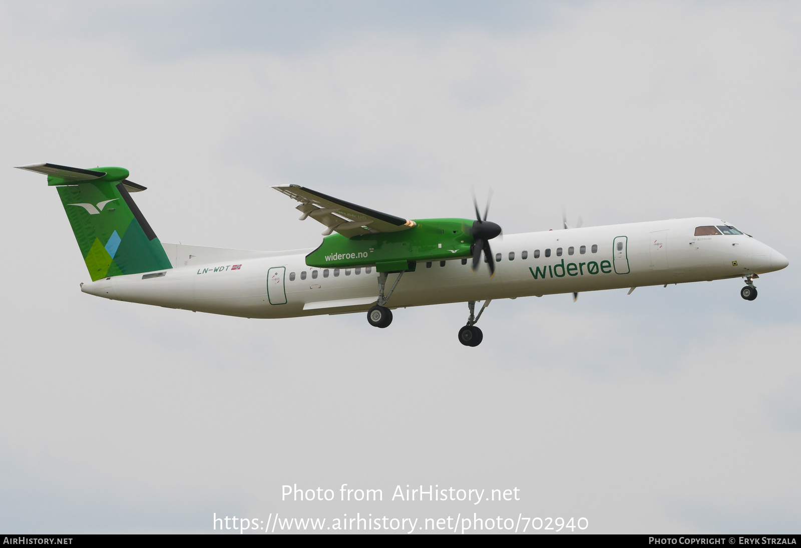 Aircraft Photo of LN-WDT | Bombardier DHC-8-402 Dash 8 | Widerøe | AirHistory.net #702940