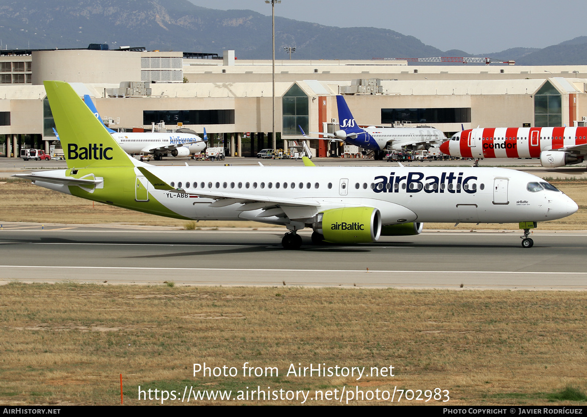 Aircraft Photo of YL-ABB | Airbus A220-371 (BD-500-1A11) | AirBaltic | AirHistory.net #702983