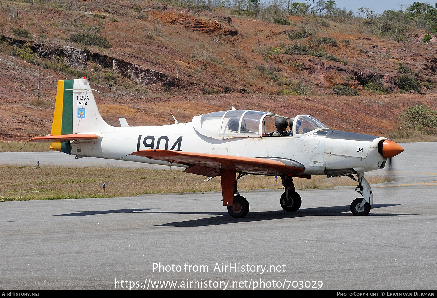 Aircraft Photo of 1904 | Neiva T-25A Universal | Brazil - Air Force | AirHistory.net #703029