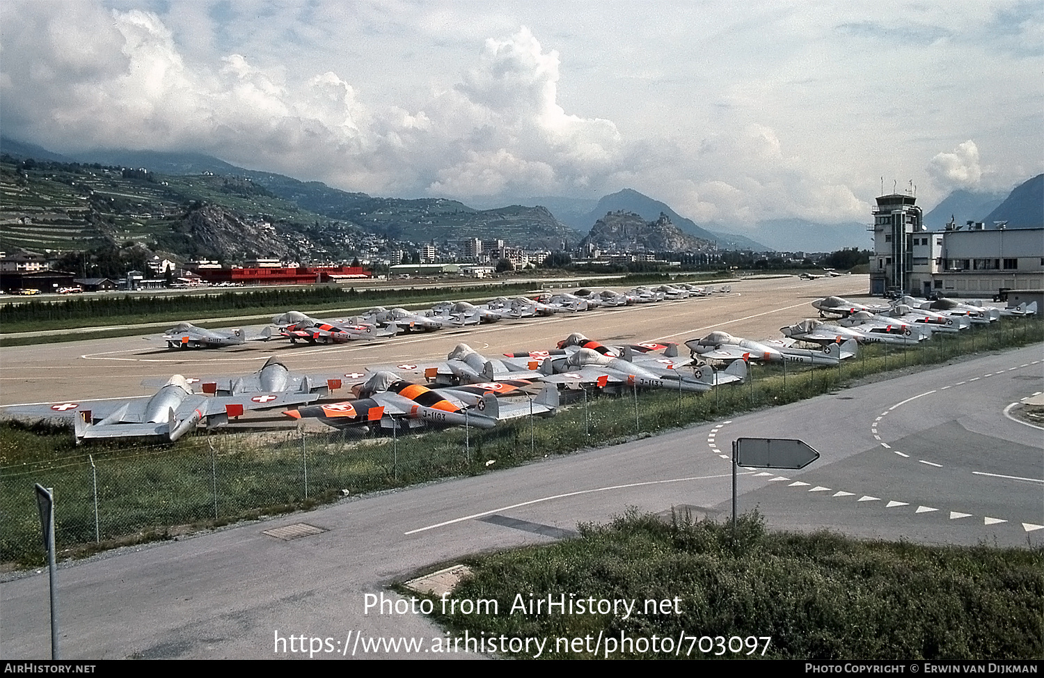 Airport photo of Sion (LSGS / LSMS / SIR) in Switzerland | AirHistory.net #703097