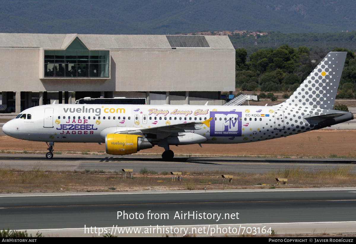 Aircraft Photo of EC-KDG | Airbus A320-214 | Vueling Airlines | AirHistory.net #703164