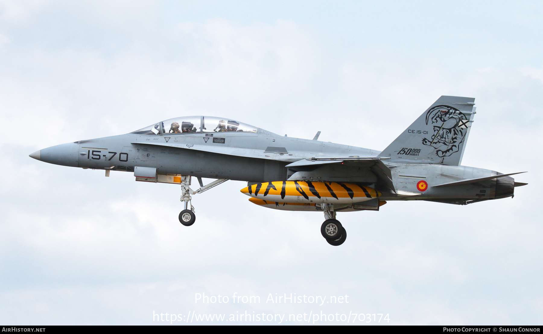 Aircraft Photo of CE.15-01 | McDonnell Douglas EF-18BM Hornet | Spain - Air Force | AirHistory.net #703174