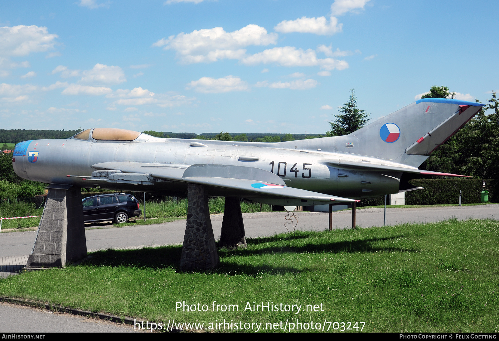 Aircraft Photo of 1045 | Mikoyan-Gurevich MiG-19PM | Czechoslovakia - Air Force | AirHistory.net #703247