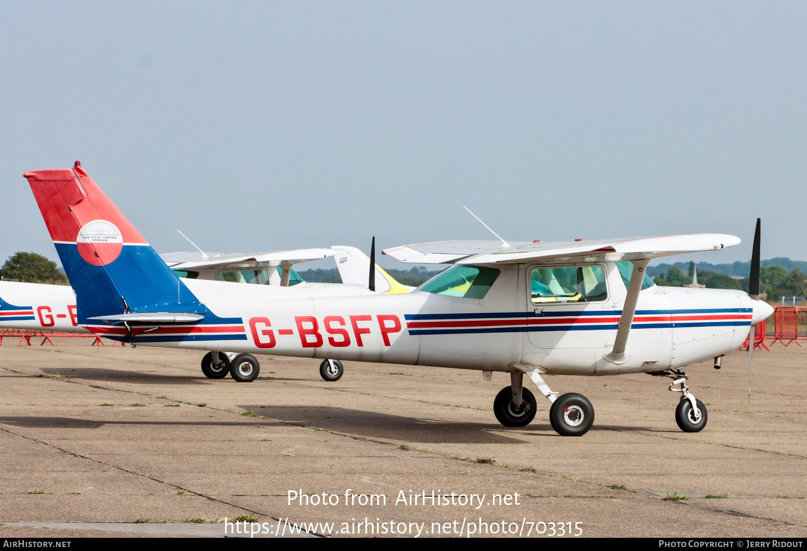 Aircraft Photo of G-BSFP | Cessna 152 | The Pilot Centre Denham | AirHistory.net #703315