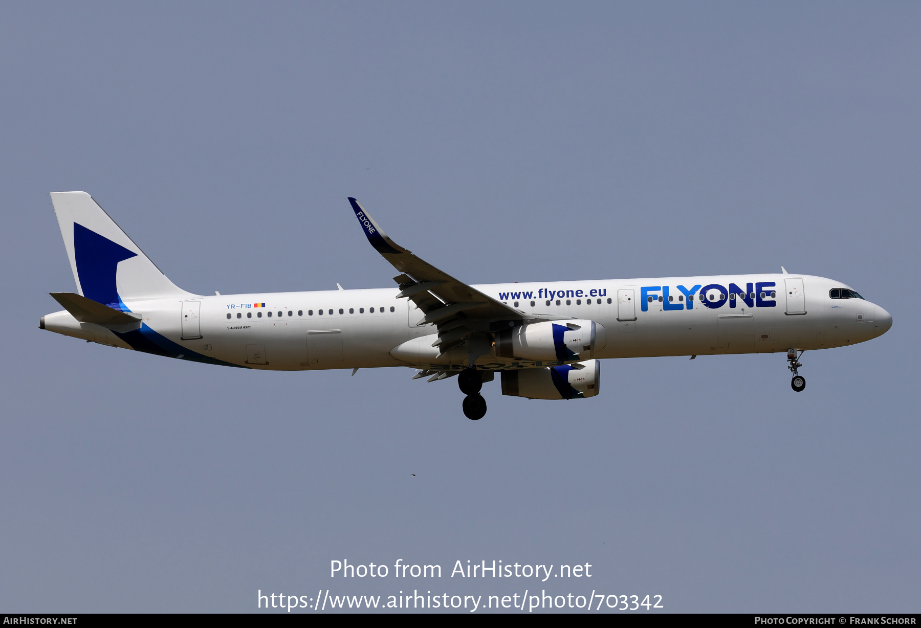 Aircraft Photo of YR-FIB | Airbus A321-231(SL) | FlyOne | AirHistory.net #703342