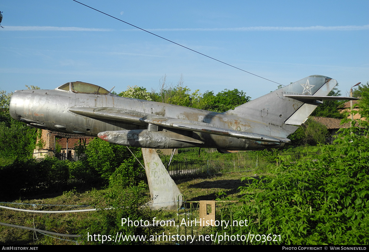 Aircraft Photo of 112 | Mikoyan-Gurevich MiG-17 | Bulgaria - Air Force | AirHistory.net #703621