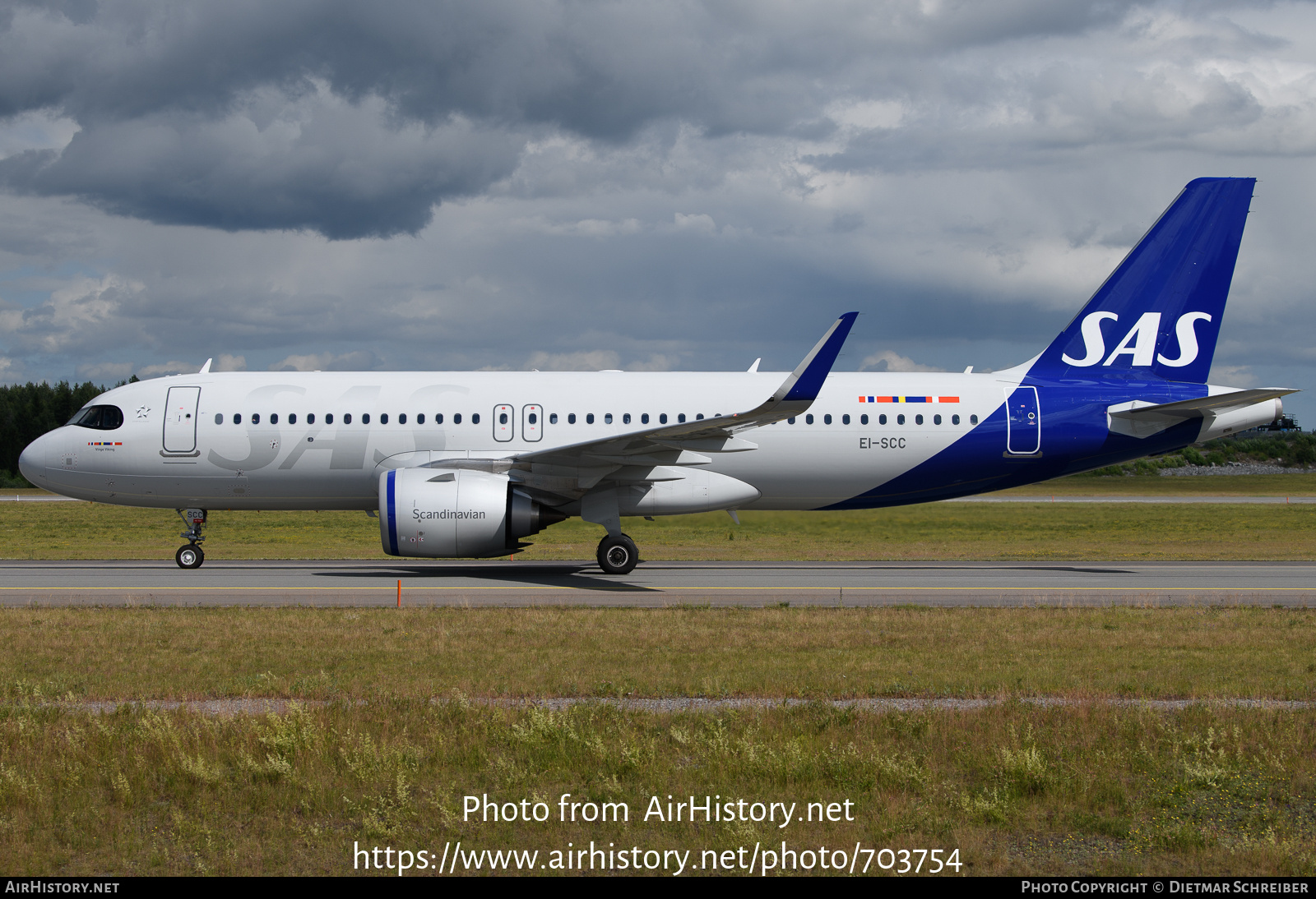 Aircraft Photo of EI-SCC | Airbus A320-251N | Scandinavian Airlines - SAS | AirHistory.net #703754