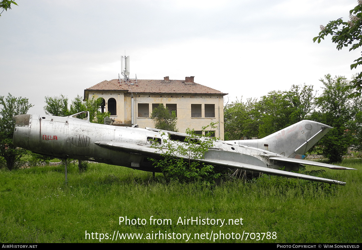 Aircraft Photo of 544 | Mikoyan-Gurevich MiG-19P | Bulgaria - Air Force | AirHistory.net #703788