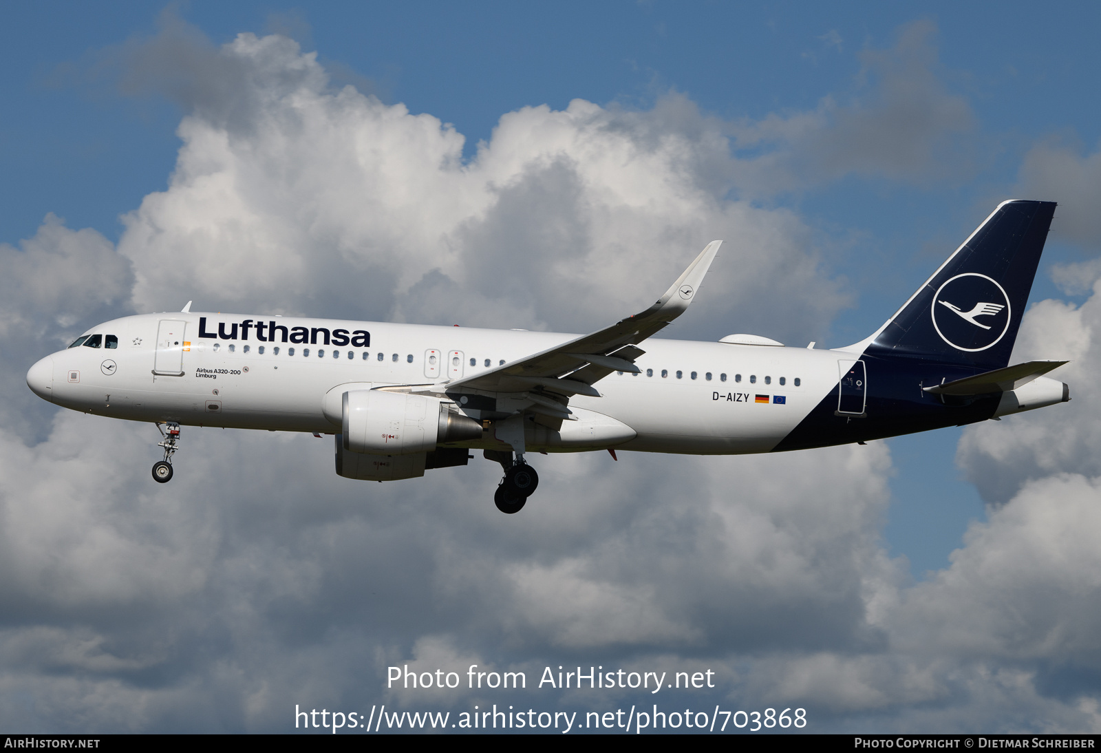 Aircraft Photo of D-AIZY | Airbus A320-214 | Lufthansa | AirHistory.net #703868