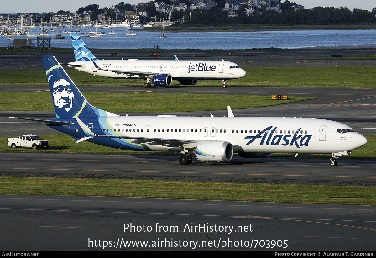 Aircraft Photo of N953AK | Boeing 737-9 Max 9 | Alaska Airlines | AirHistory.net #703905