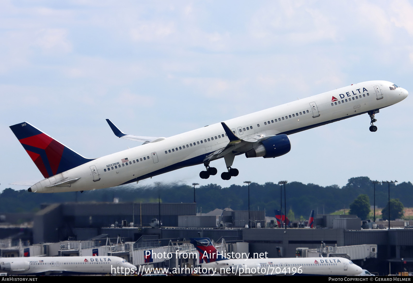 Aircraft Photo of N593NW | Boeing 757-351 | Delta Air Lines | AirHistory.net #704196