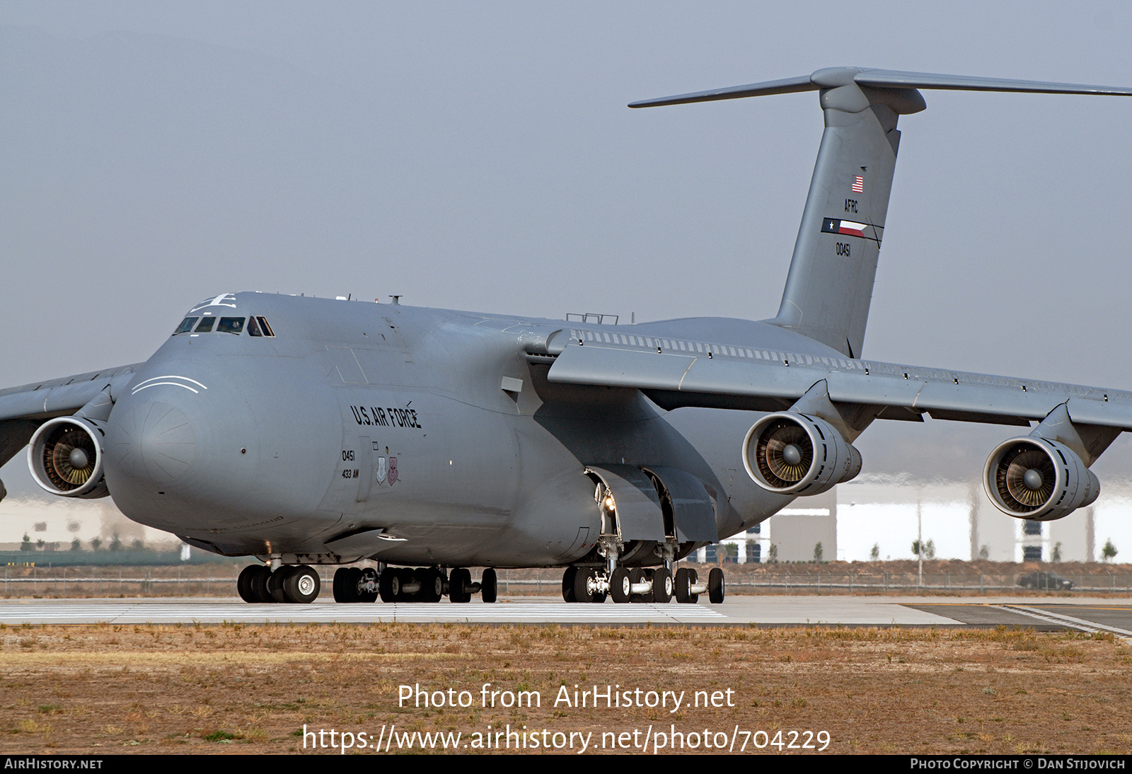 Aircraft Photo of 70-0451 / 00451 | Lockheed C-5A Galaxy (L-500) | USA - Air Force | AirHistory.net #704229