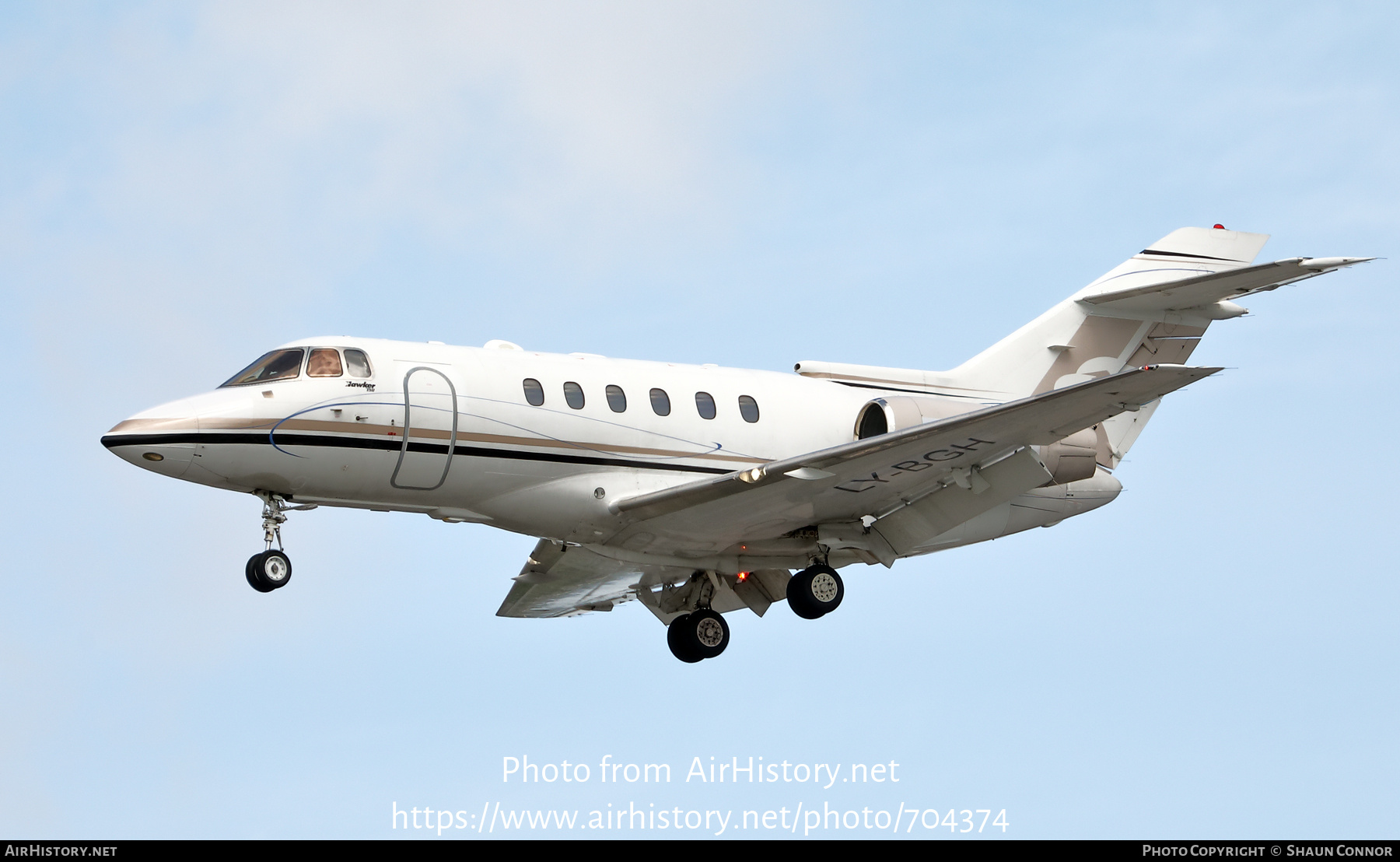 Aircraft Photo of LY-BGH | Hawker Beechcraft 750 | AirHistory.net #704374