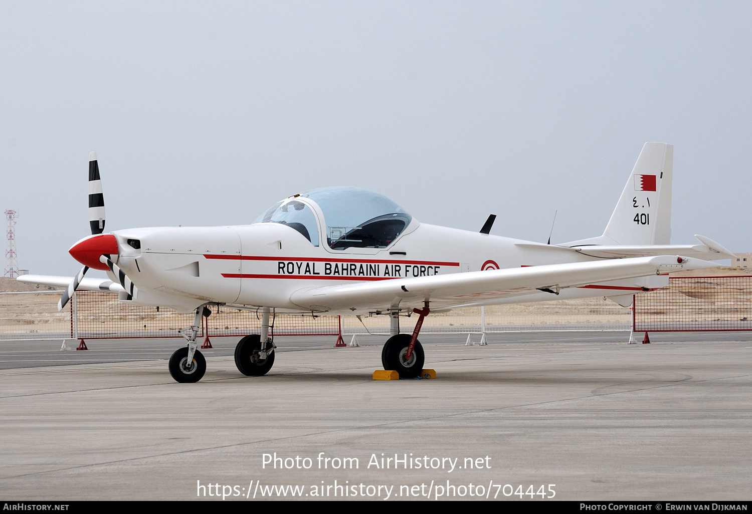 Aircraft Photo of 401 | Slingsby T-67M-260 Firefly | Bahrain - Air Force | AirHistory.net #704445