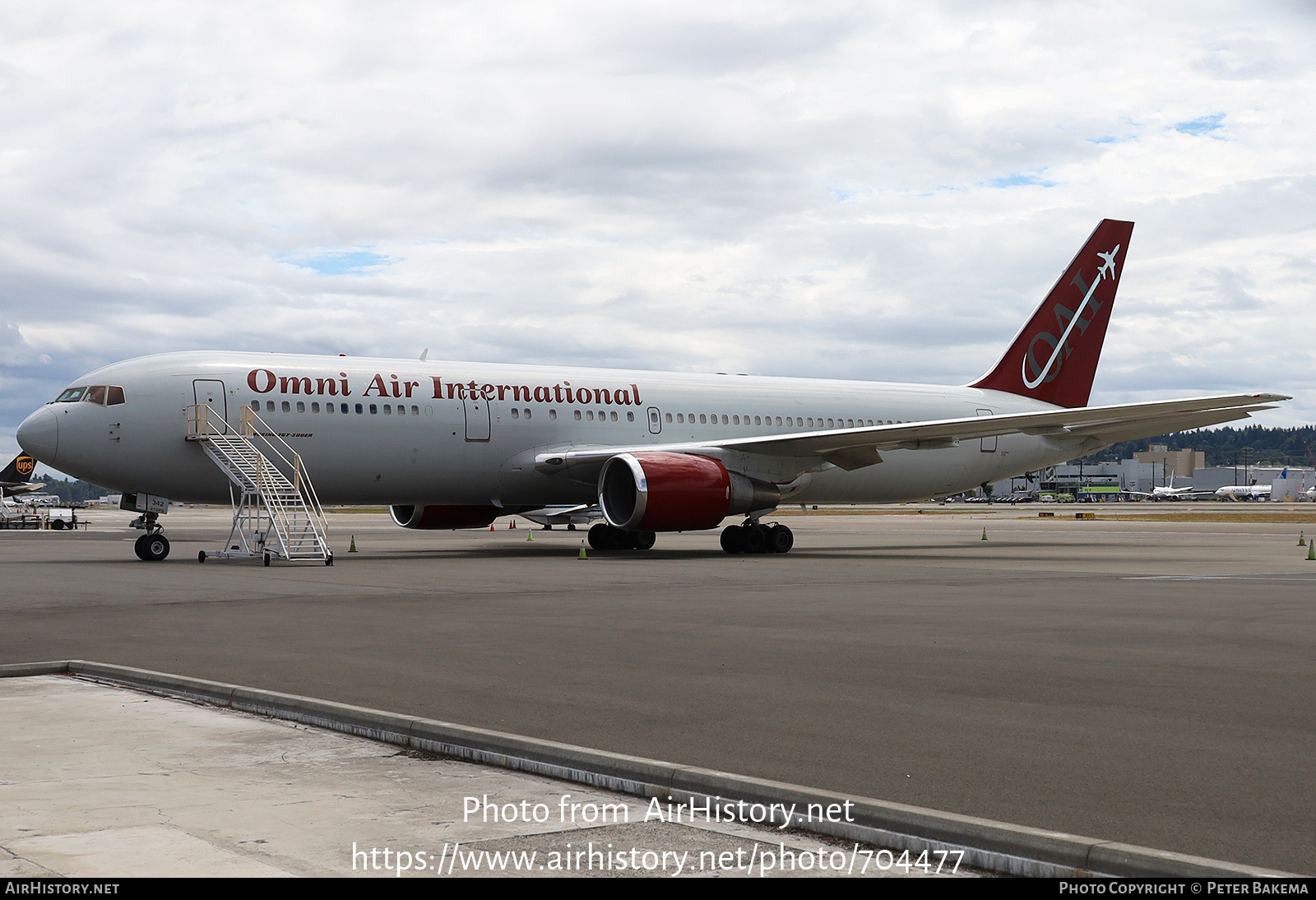 Aircraft Photo of N342AX | Boeing 767-328/ER | Omni Air International - OAI | AirHistory.net #704477