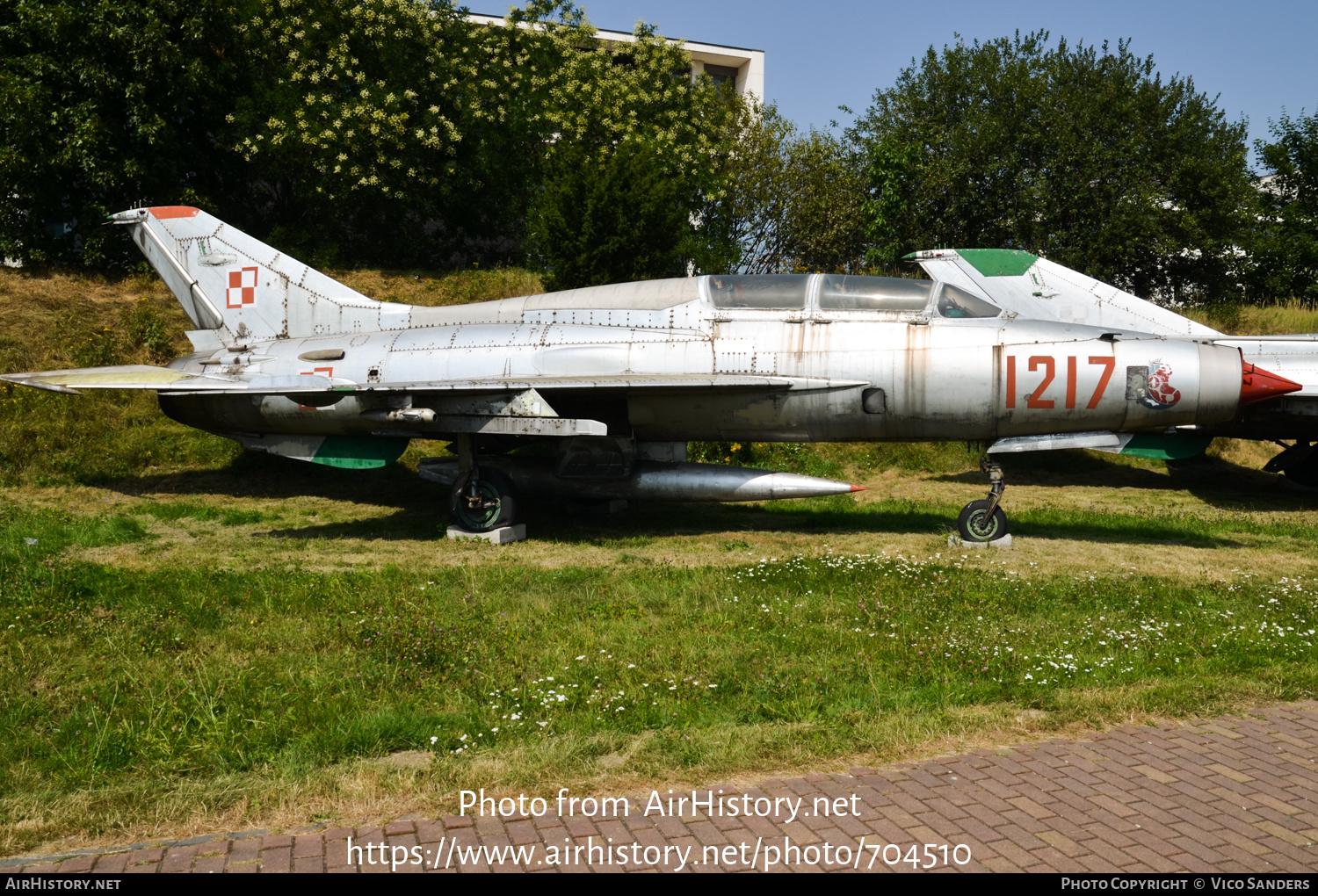 Aircraft Photo of 1217 | Mikoyan-Gurevich MiG-21U | Poland - Air Force | AirHistory.net #704510