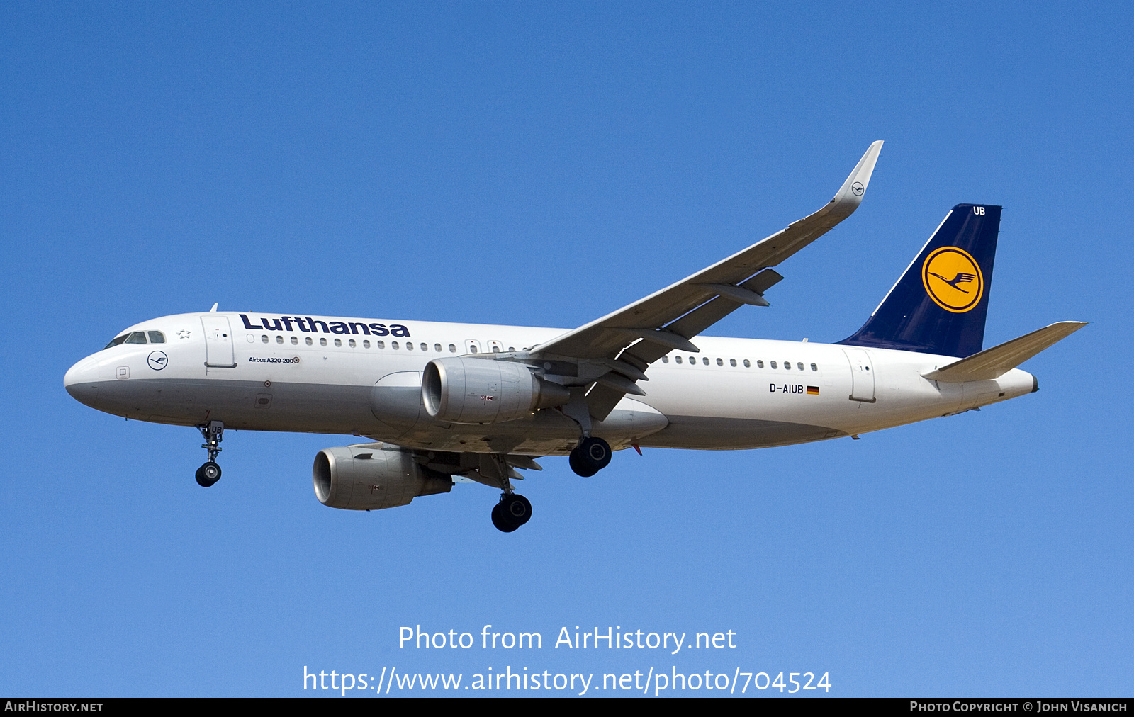 Aircraft Photo of D-AIUB | Airbus A320-214 | Lufthansa | AirHistory.net #704524