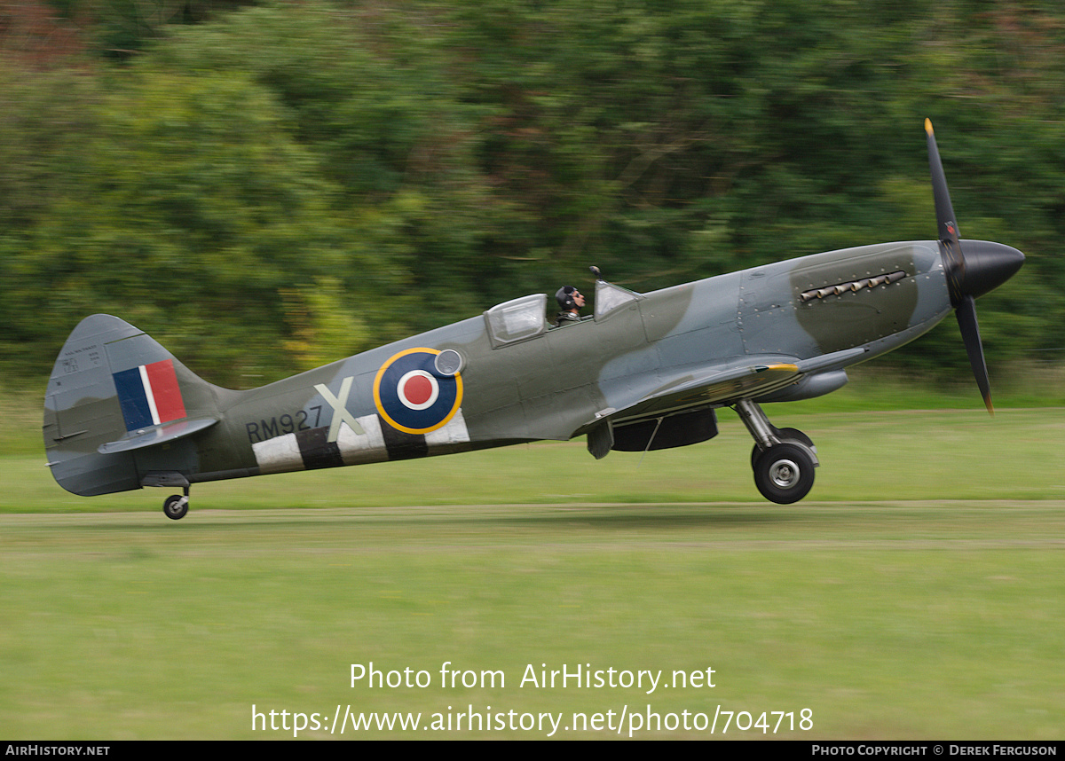 Aircraft Photo of F-AYXX / RM927 | Supermarine 379 Spitfire FR14E | UK - Air Force | AirHistory.net #704718