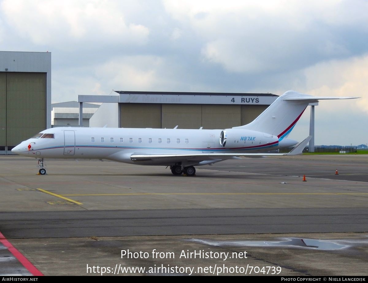 Aircraft Photo of N97AK | Bombardier Global 5000 (BD-700-1A11) | AirHistory.net #704739