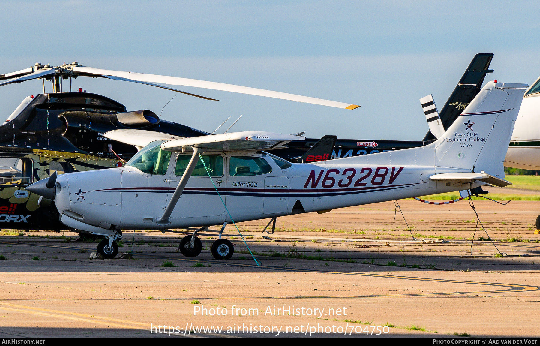 Aircraft Photo of N6328V | Cessna 172RG Cutlass RG II | AirHistory.net #704750