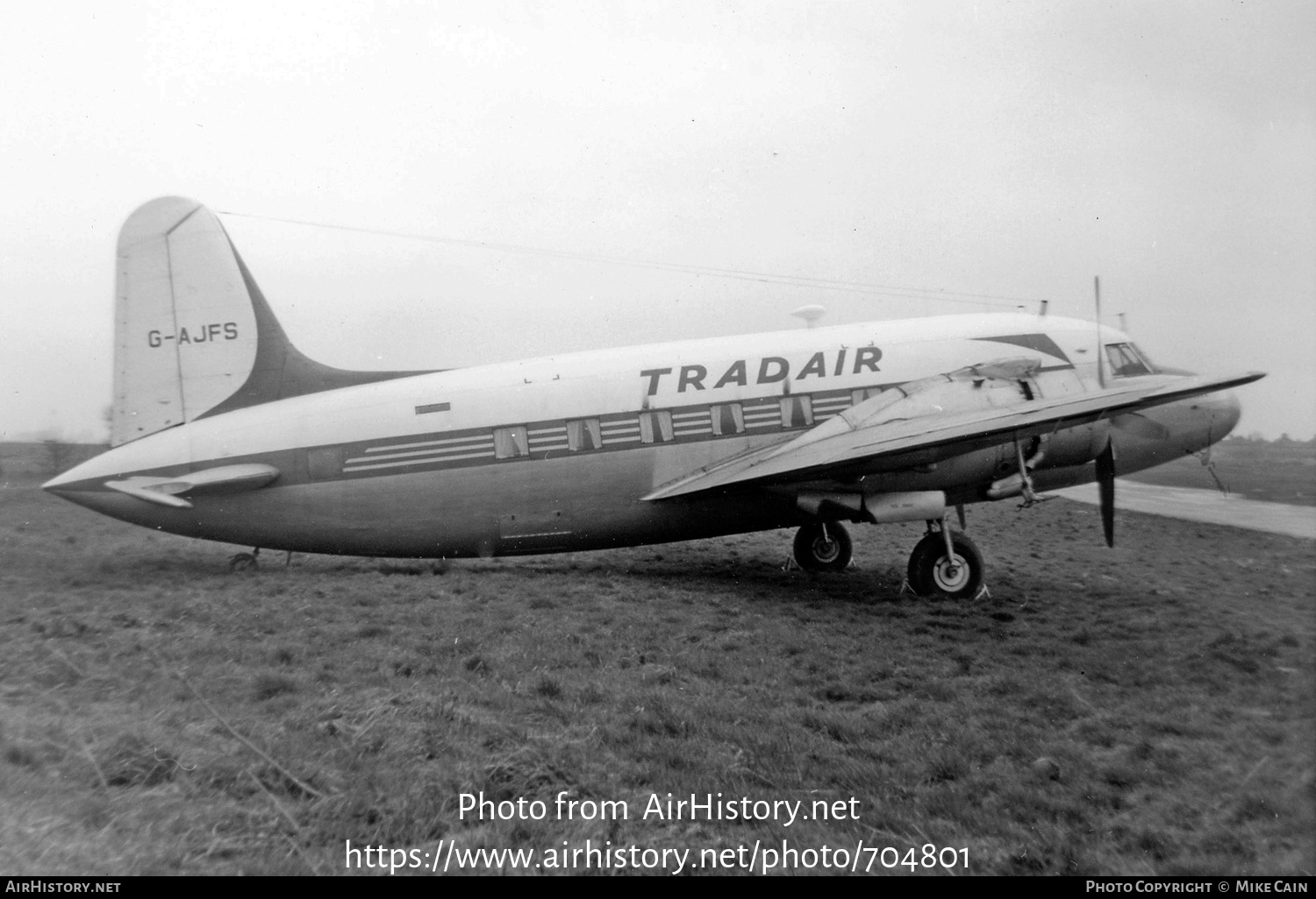 Aircraft Photo of G-AJFS | Vickers 627 Viking 1B | Tradair | AirHistory.net #704801