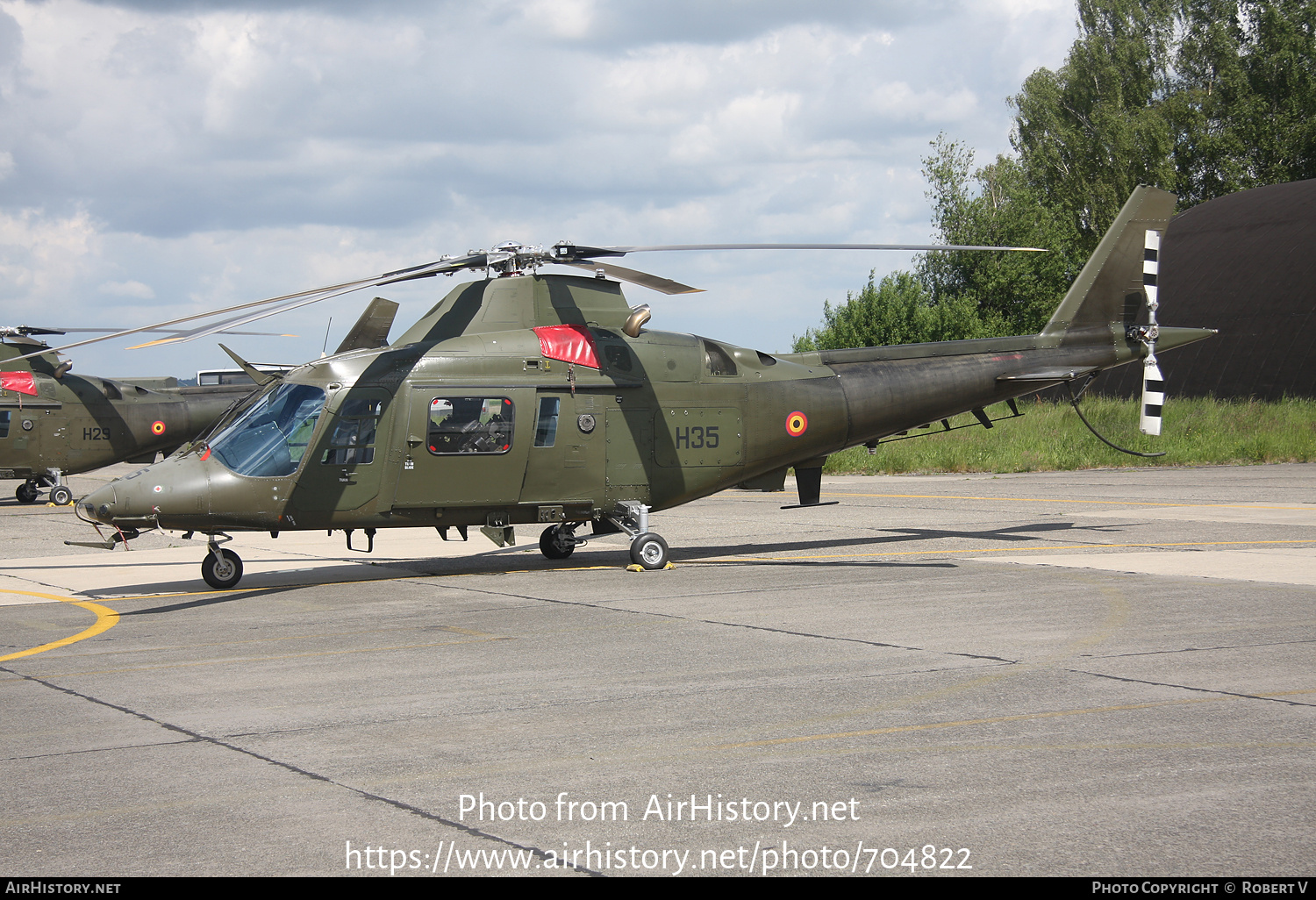 Aircraft Photo of H35 | Agusta A-109BA | Belgium - Air Force | AirHistory.net #704822