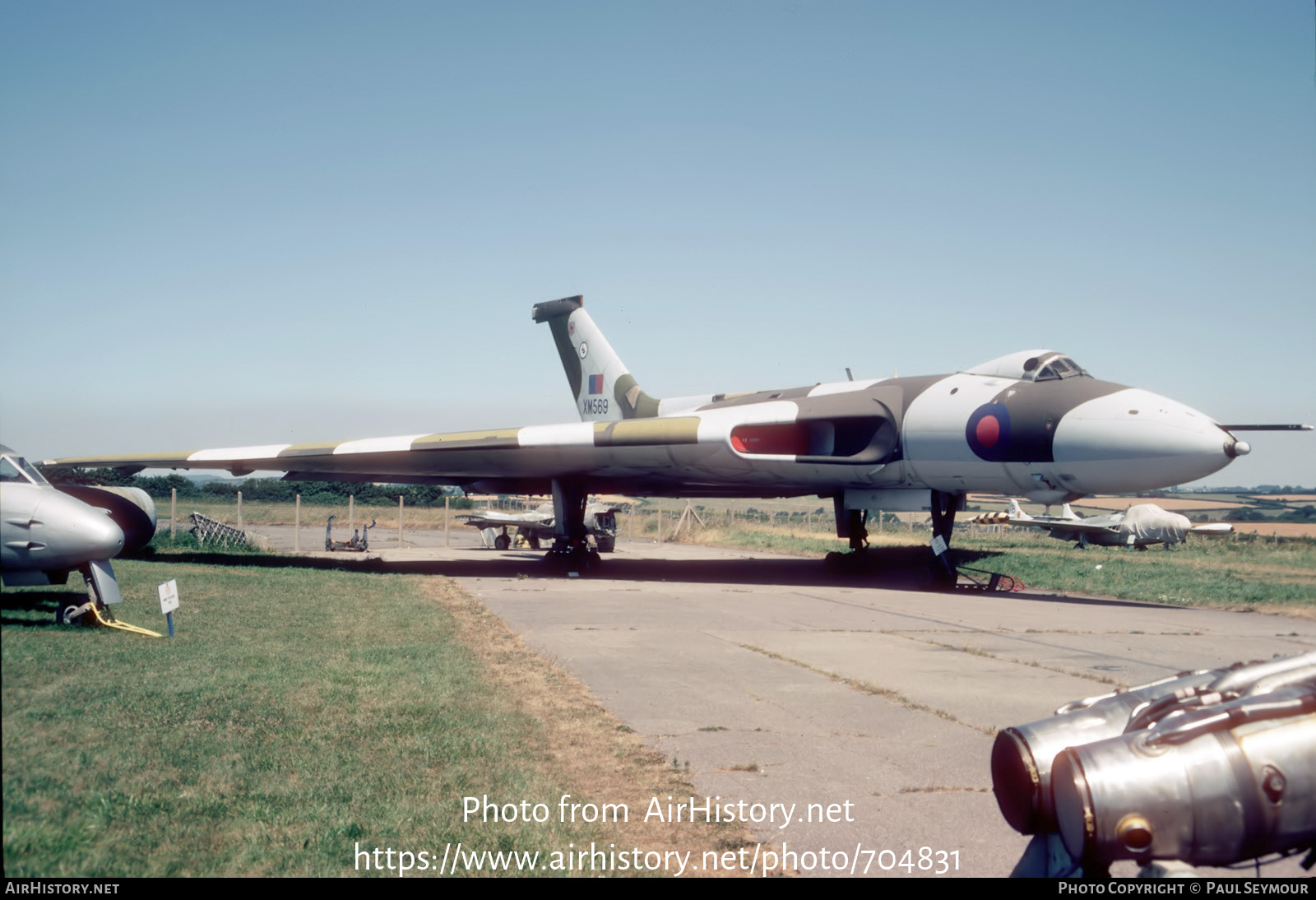 Aircraft Photo of XM569 | Avro 698 Vulcan B.2 | UK - Air Force | AirHistory.net #704831