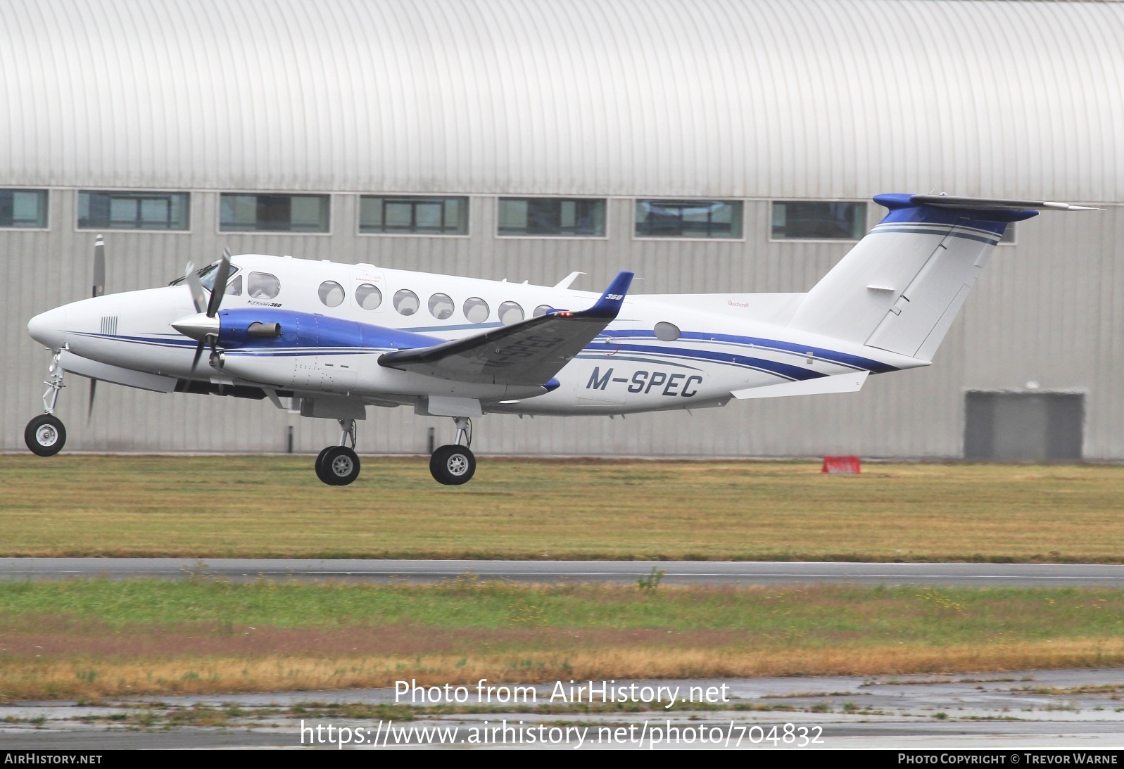 Aircraft Photo of M-SPEC | Beechcraft B300 King Air 360 | AirHistory.net #704832