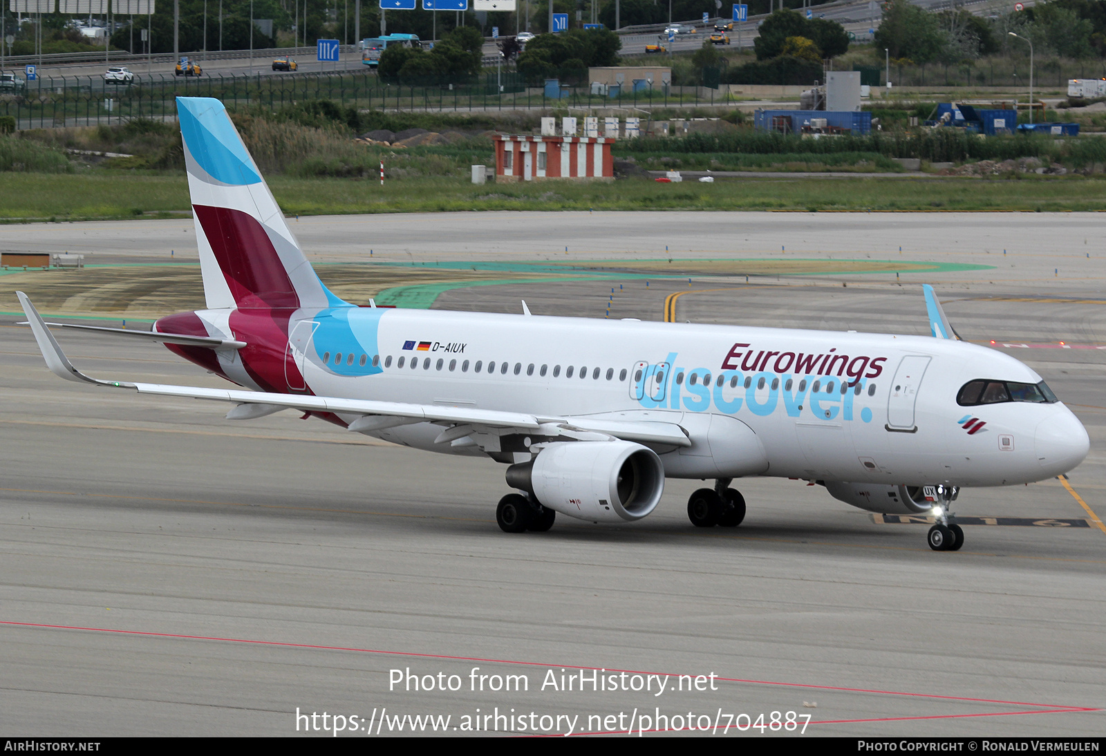 Aircraft Photo of D-AIUX | Airbus A320-214 | Eurowings Discover | AirHistory.net #704887