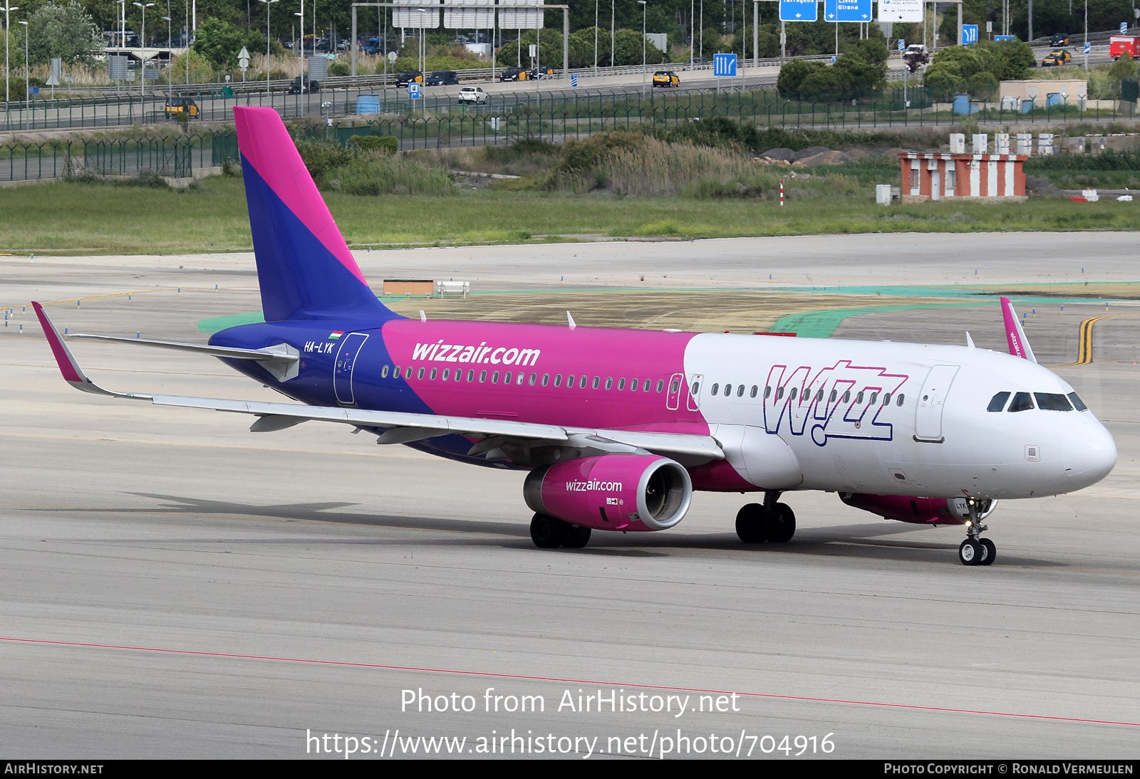 Aircraft Photo of HA-LYK | Airbus A320-232 | Wizz Air | AirHistory.net #704916