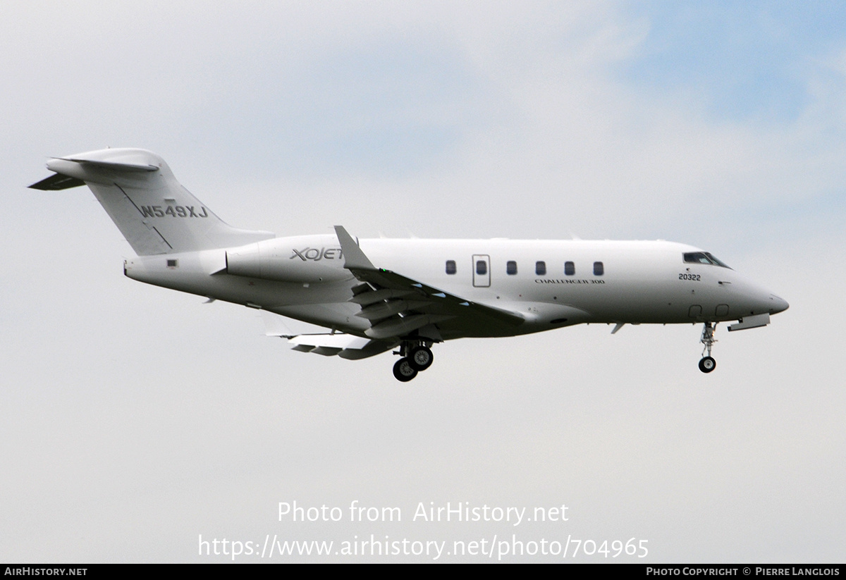 Aircraft Photo of N549XJ | Bombardier Challenger 300 (BD-100-1A10) | XOJet | AirHistory.net #704965